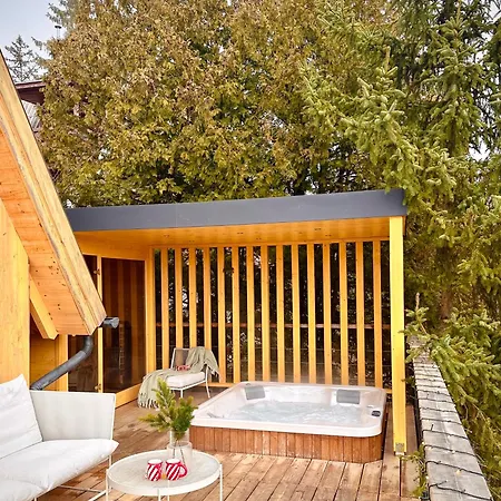 Zebi Vendeghaz 아파트 Zebegény