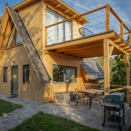 Zebi Vendeghaz 아파트 Zebegény