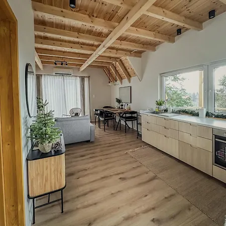 아파트 Zebi Vendeghaz