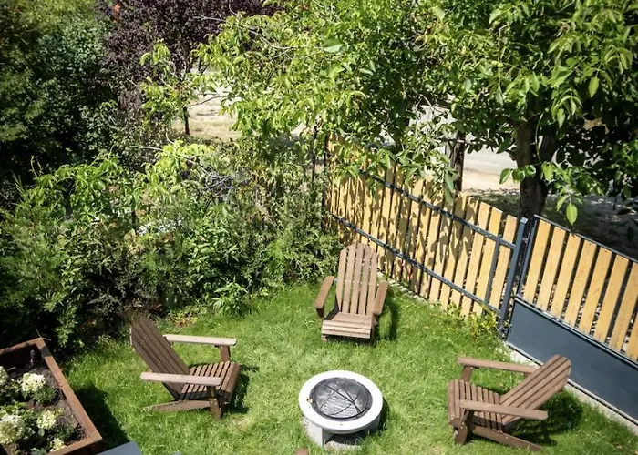 Zebi Vendeghaz Zebegény